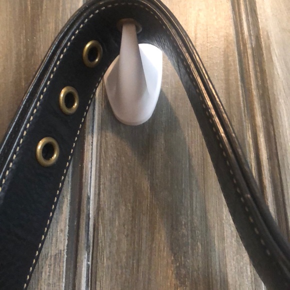 Pebbled leather Coach purse - Picture 5 of 10